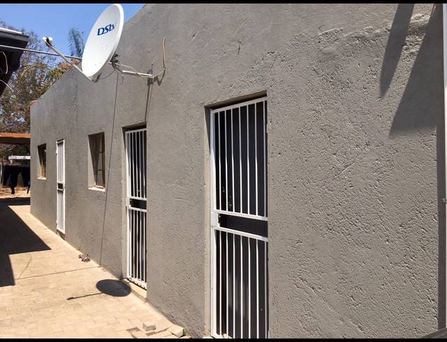986M² APARTMENT BLOCK FOR SALE IN POLOKWANE CENTRAL